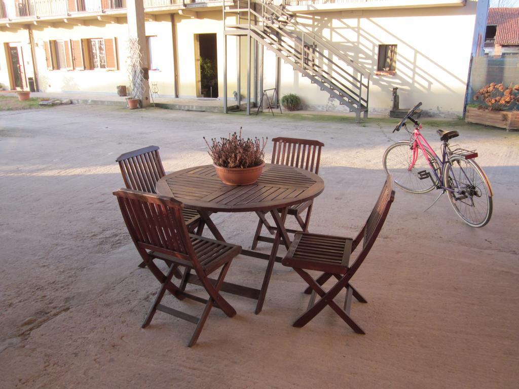 Al Casale B&B Cherasco Exterior foto